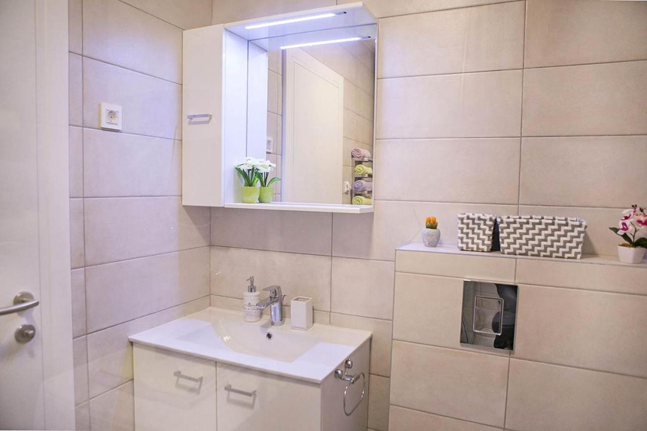 Apartment Sweet Daisy With Parking Zadar Extérieur photo